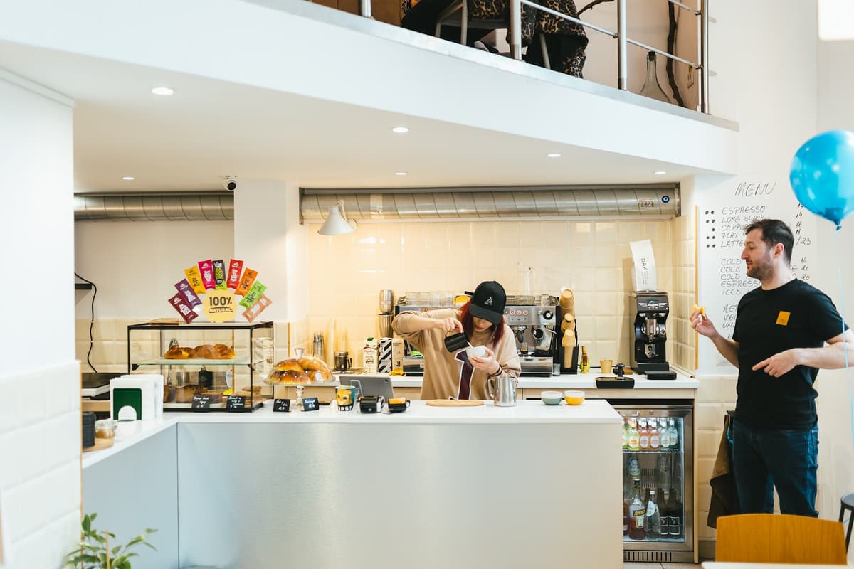 Perfect Simplu Specialty Coffee & Bites